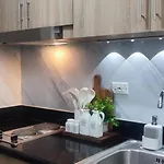 Casa Y\' Bonita Moa Pasay Staycation